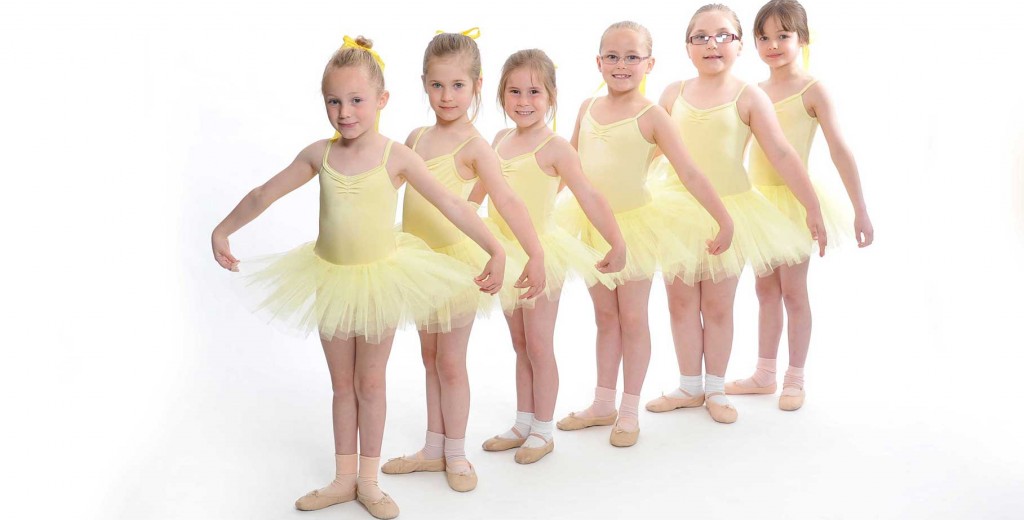 https://performingartsschool.co.uk/wp-content/uploads/2013/12/nBallet-classic-jnr-slider-1024x520.jpg