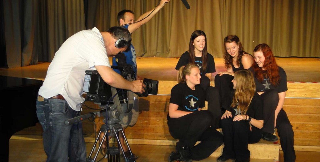 https://performingartsschool.co.uk/wp-content/uploads/2013/12/nUCAS-image-1024x520.jpg